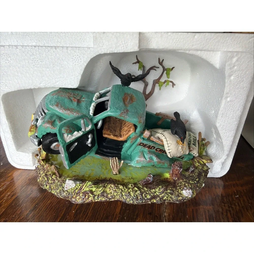 Department 56 Snow Village Halloween Dead Creek Mill Delivery #54715 In Box!